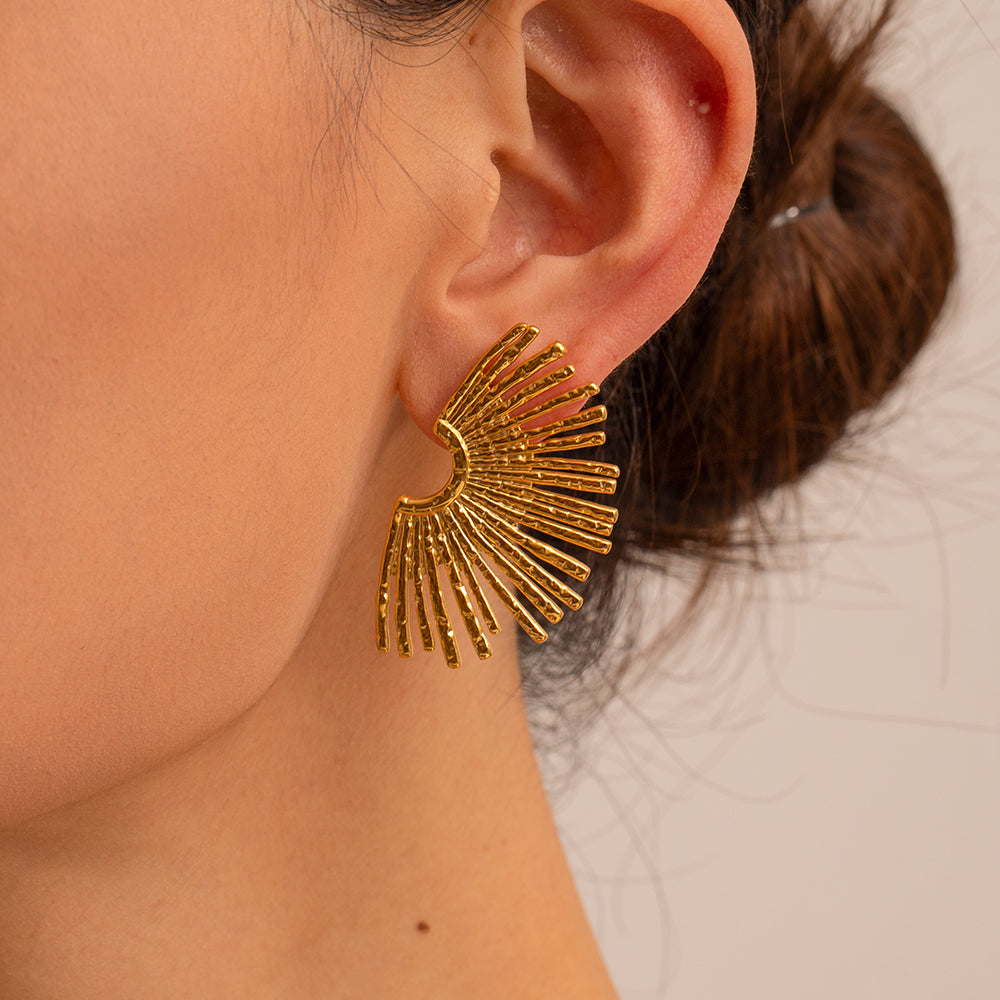 18k Gold Stainless Steel Hollow Fan-Shaped Earrings