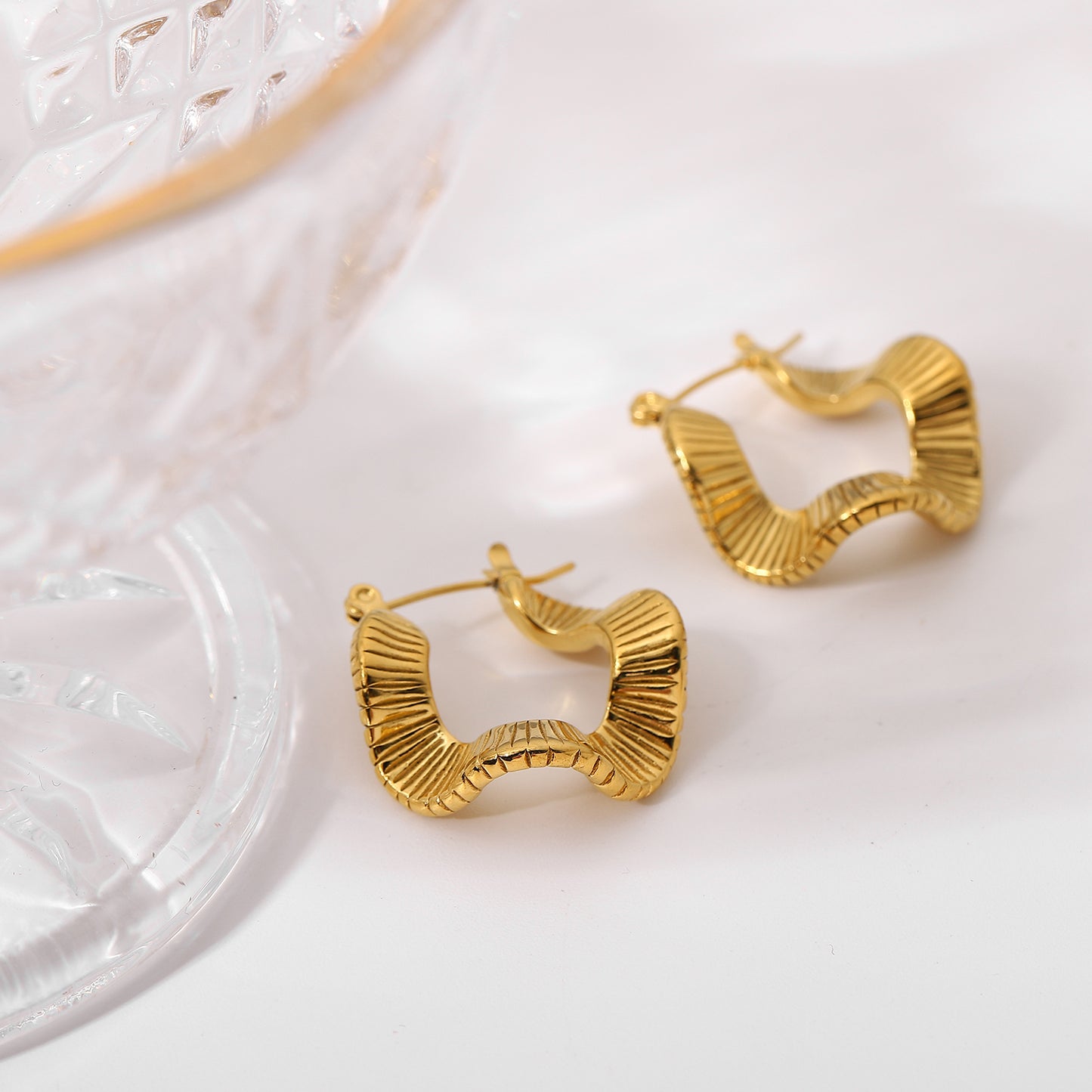 Wave-Shaped Geometric Hoop Earrings