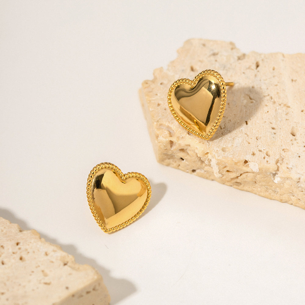 18K Gold Stainless Steel Bordered Heart Stud Earrings