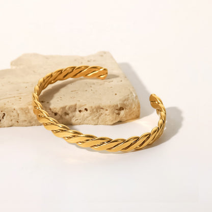 18K Gold Thick Cuban Link Bracelet