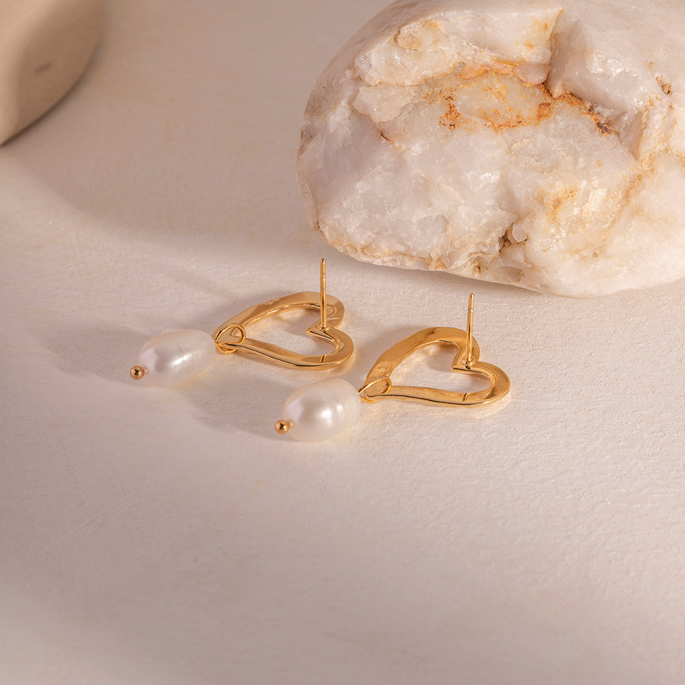 18k Gold Stainless Steel with Pearls Heart & Pearl Pendant Earrings